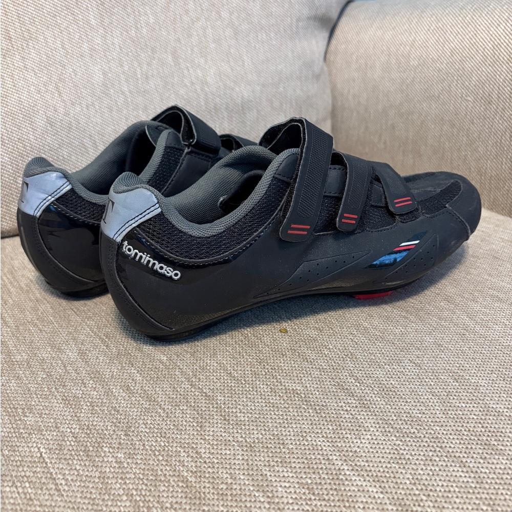 *sold* Tommaso Black Cycling Shoes